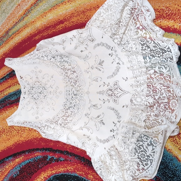 Seaside Blonde beach dress - Picture 3 of 6